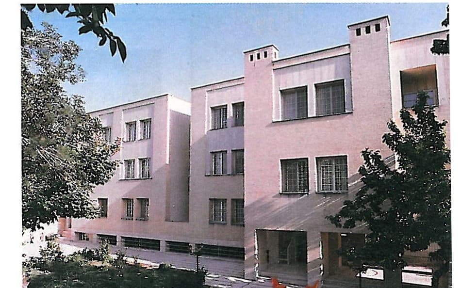 Nasseri Bozorgmehr Residential Building