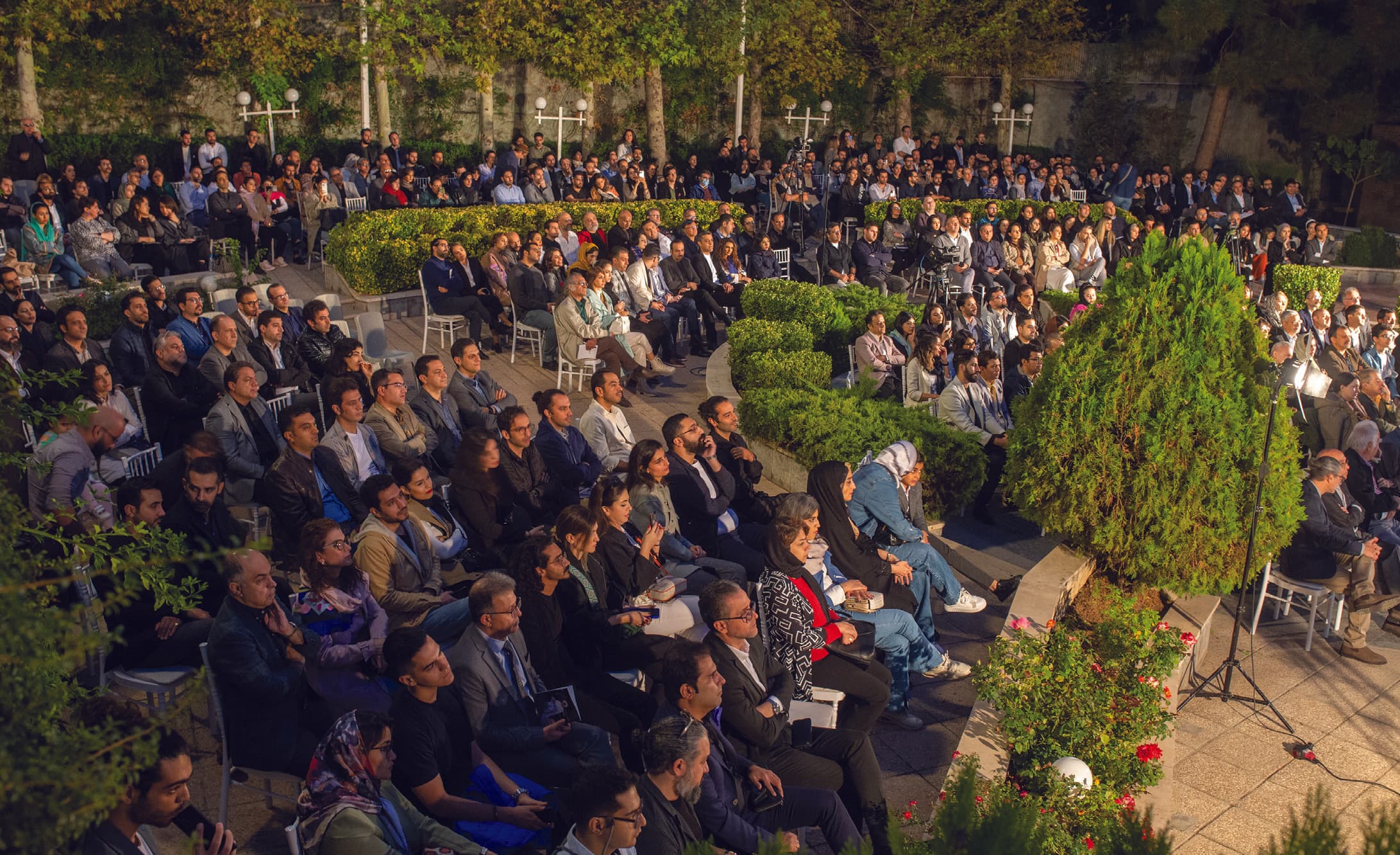 Audience at the 23rd Memar Award ceremony in the garden venue