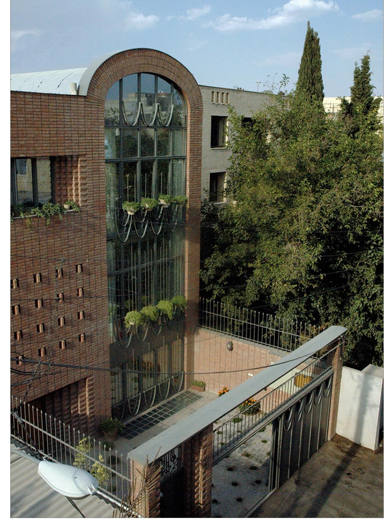 خانه اردیبهشت