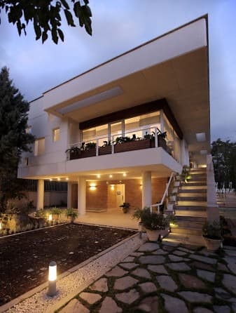Avishan Villa