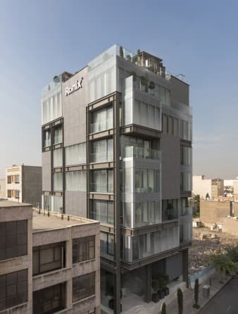 ساختمان اداری رونیکس