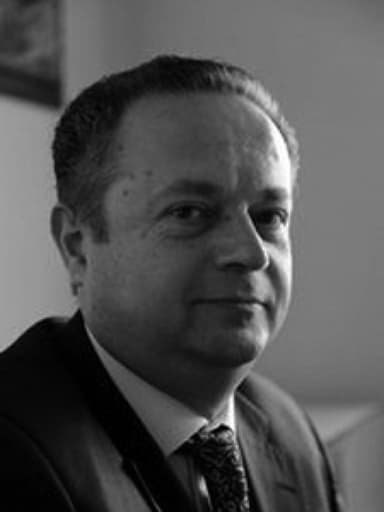 شهریار یقینی