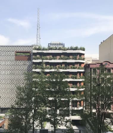 ساختمان اداری حکیم اعظم