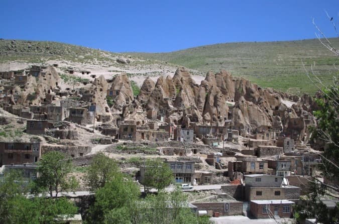 هتل بینالمللی صخرهای کندوان