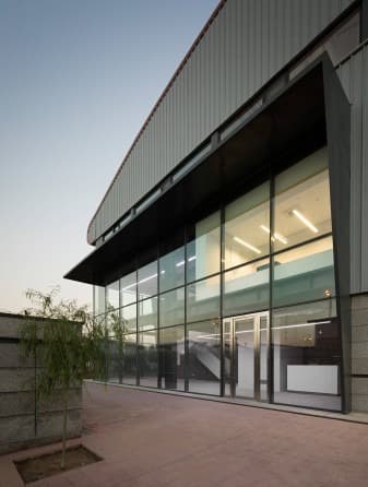 ساختمان گالری و دفتر پنتا