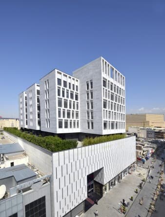 مجتمع تجاری-اداری پرانسا